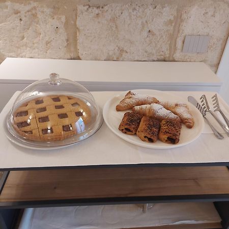 Palazzo Momi Bed & Breakfast Bari Luaran gambar