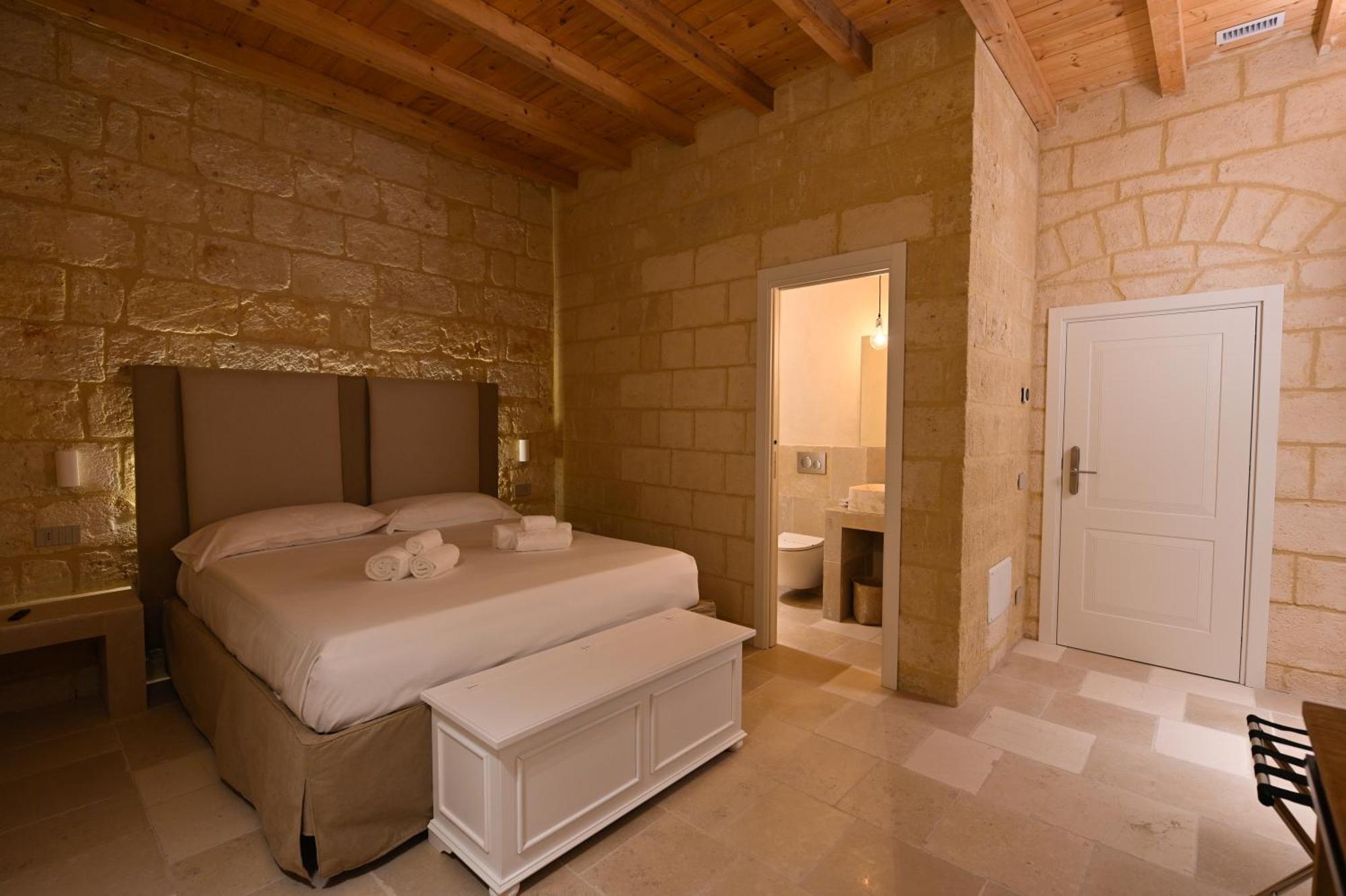 Palazzo Momi Bed & Breakfast Bari Luaran gambar