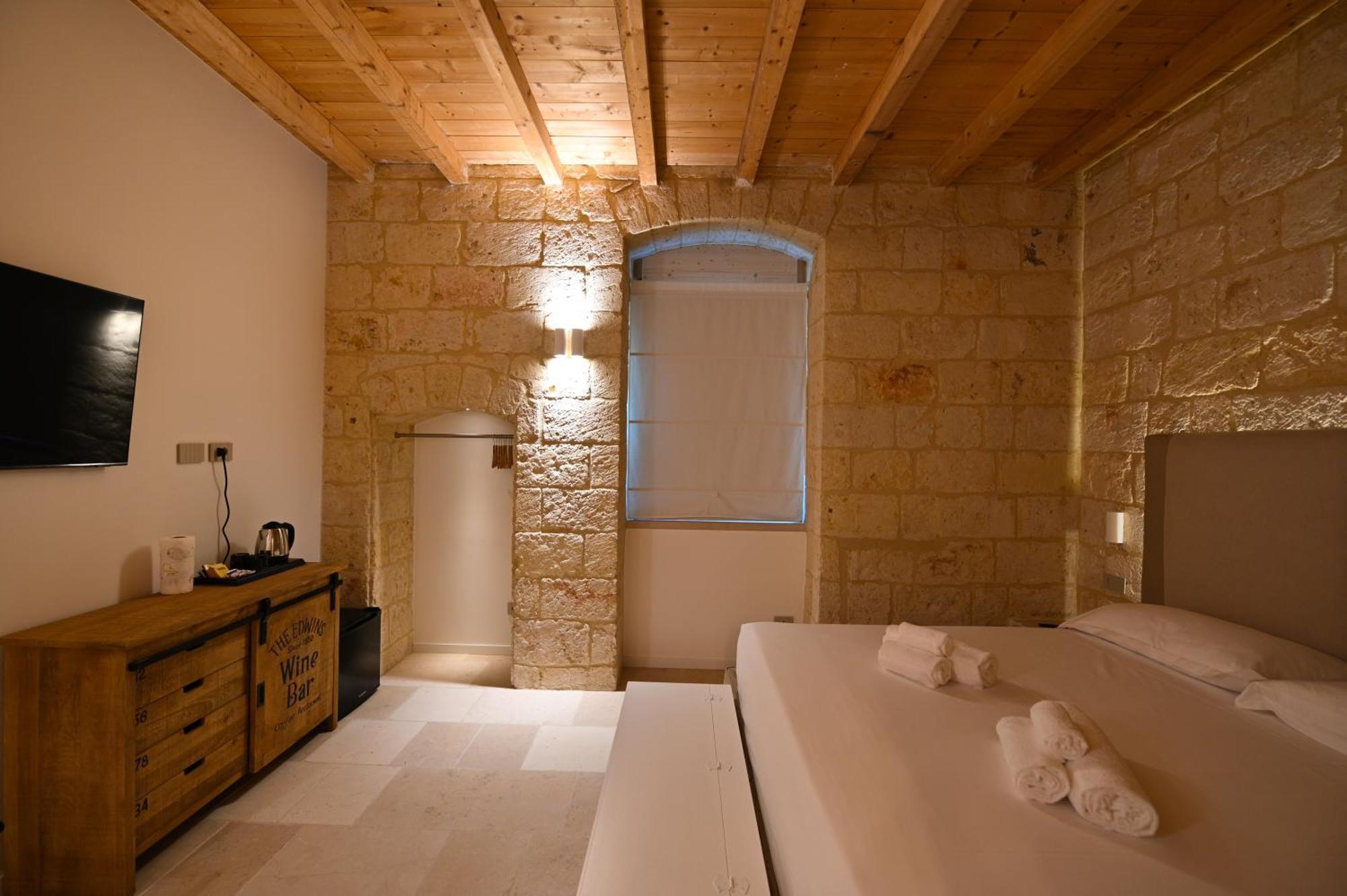 Palazzo Momi Bed & Breakfast Bari Luaran gambar
